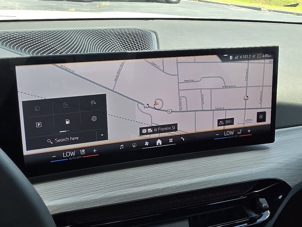 Used 2026 BMW 330i xDrive Sedan AWD/4WD image 25