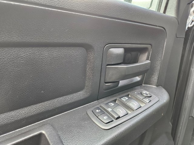 Used 2018 RAM 1500 Express w/ Express Value Package image 9