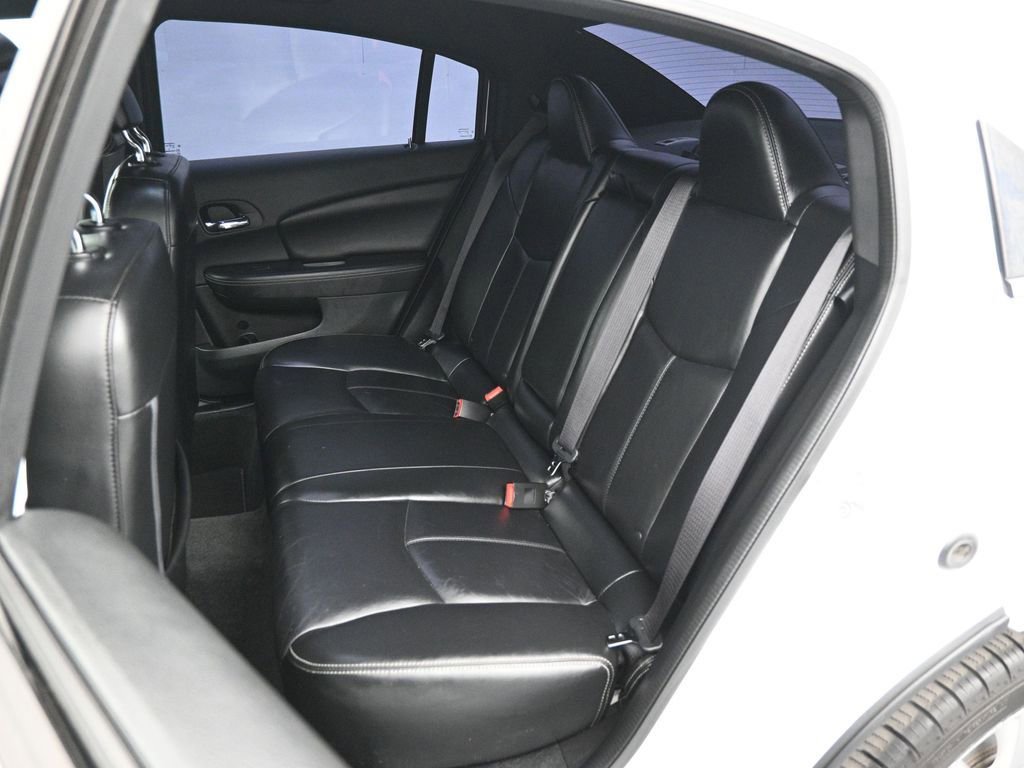 Used 2014 Chrysler 200 Limited image 21