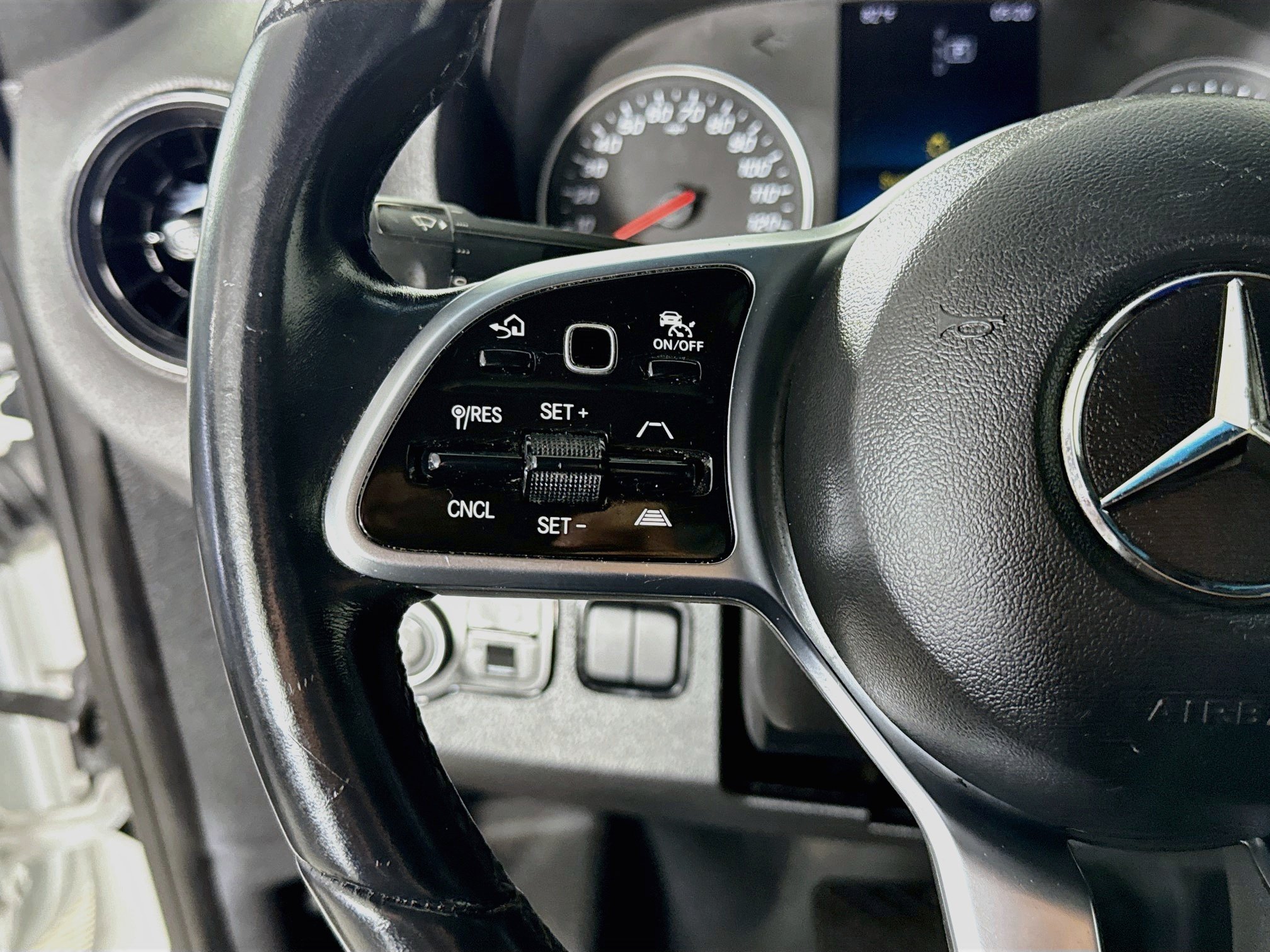 Used 2022 Mercedes-Benz Sprinter 1500 image 14
