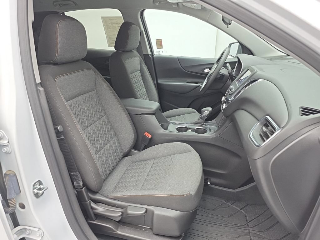Used 2023 Chevrolet Equinox LT w/ LPO, Floor Liner Package AWD/4WD image 46