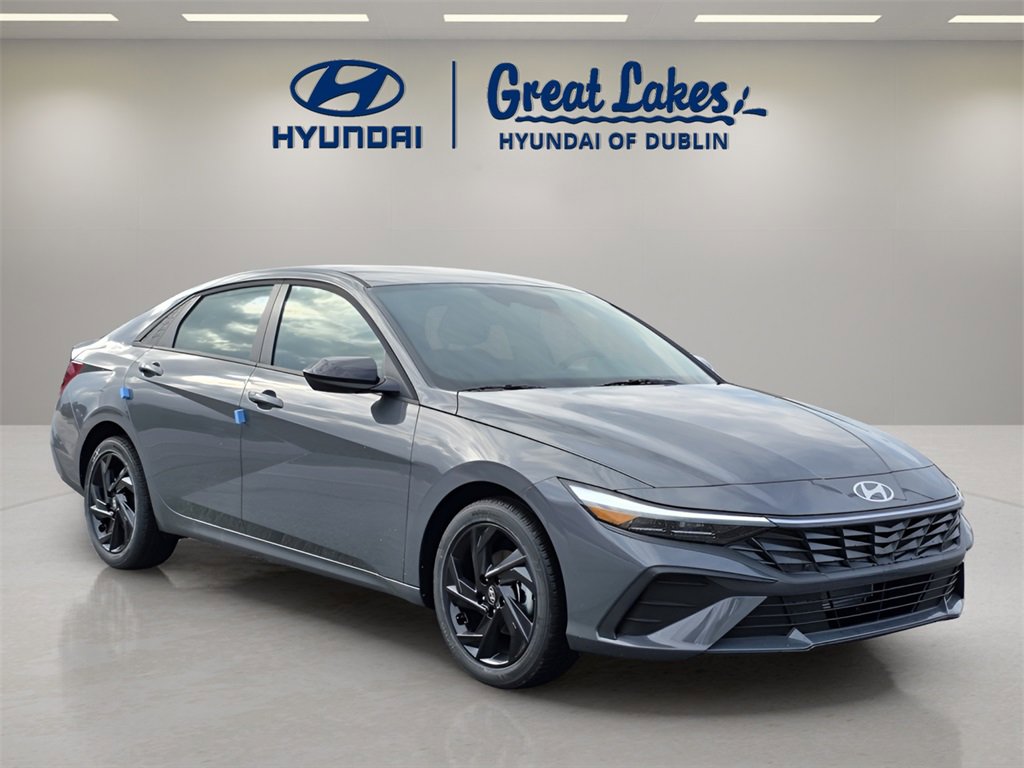 New 2026 Hyundai Elantra Sport image 7