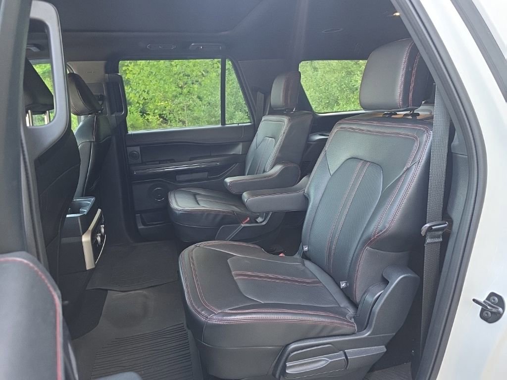 Used 2024 Ford Expedition Max Limited AWD/4WD image 19
