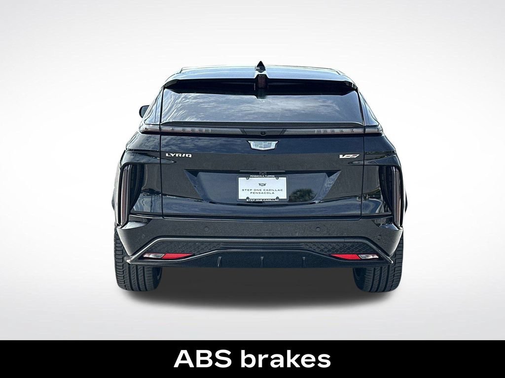 New 2026 Cadillac Lyriq V w/ Exterior Carbon Fiber Package AWD/4WD image 7