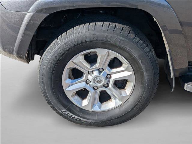 Used 2020 Toyota 4Runner SR5 image 9