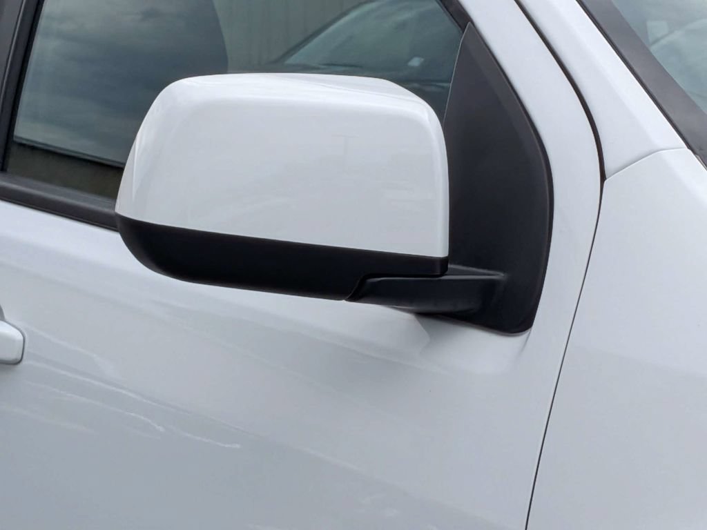 Used 2022 Chevrolet Colorado LT w/ Fleet Safety Package RWD image 9
