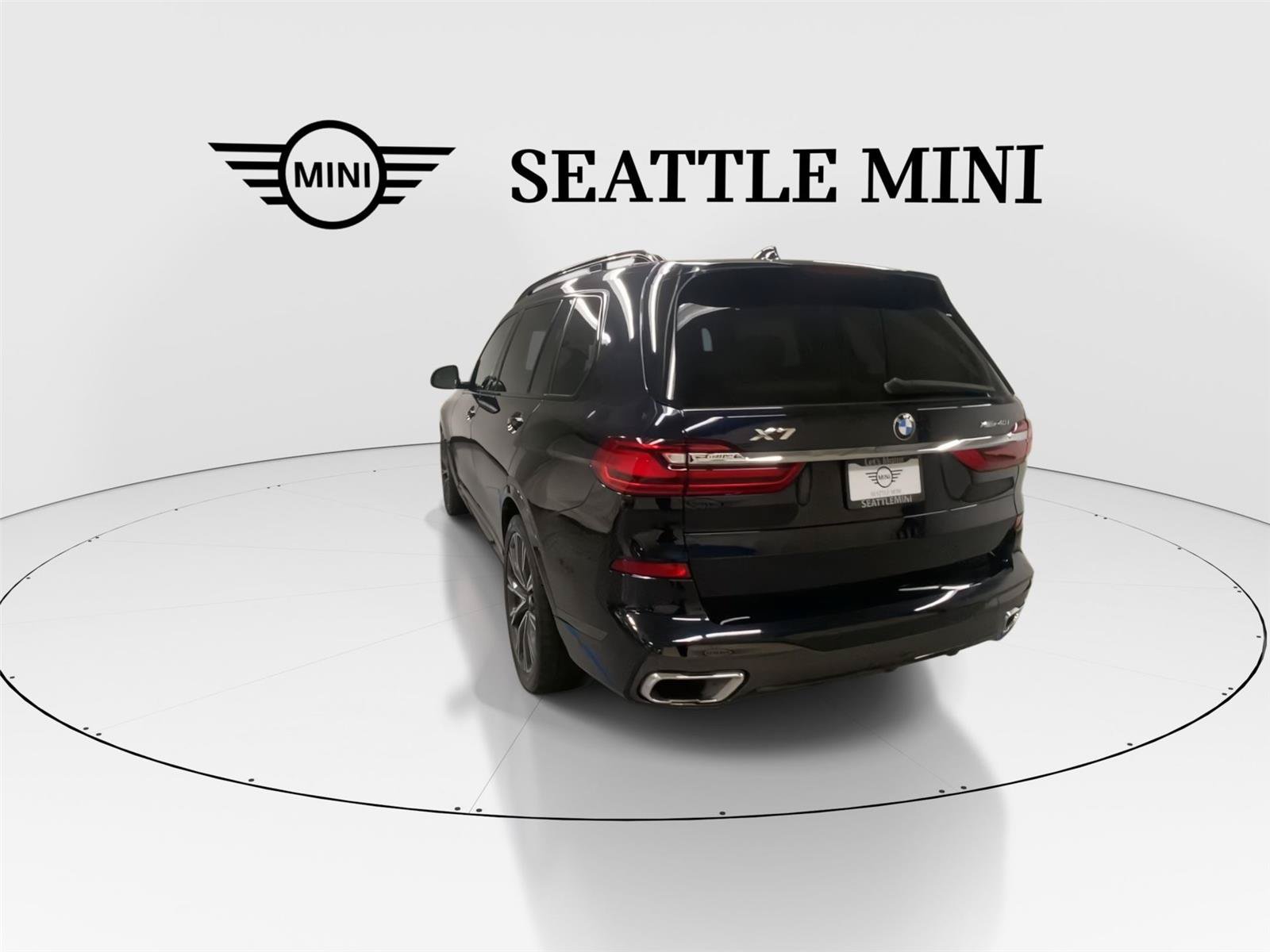 Used 2021 BMW X7 xDrive40i w/ M Sport Package AWD/4WD image 9