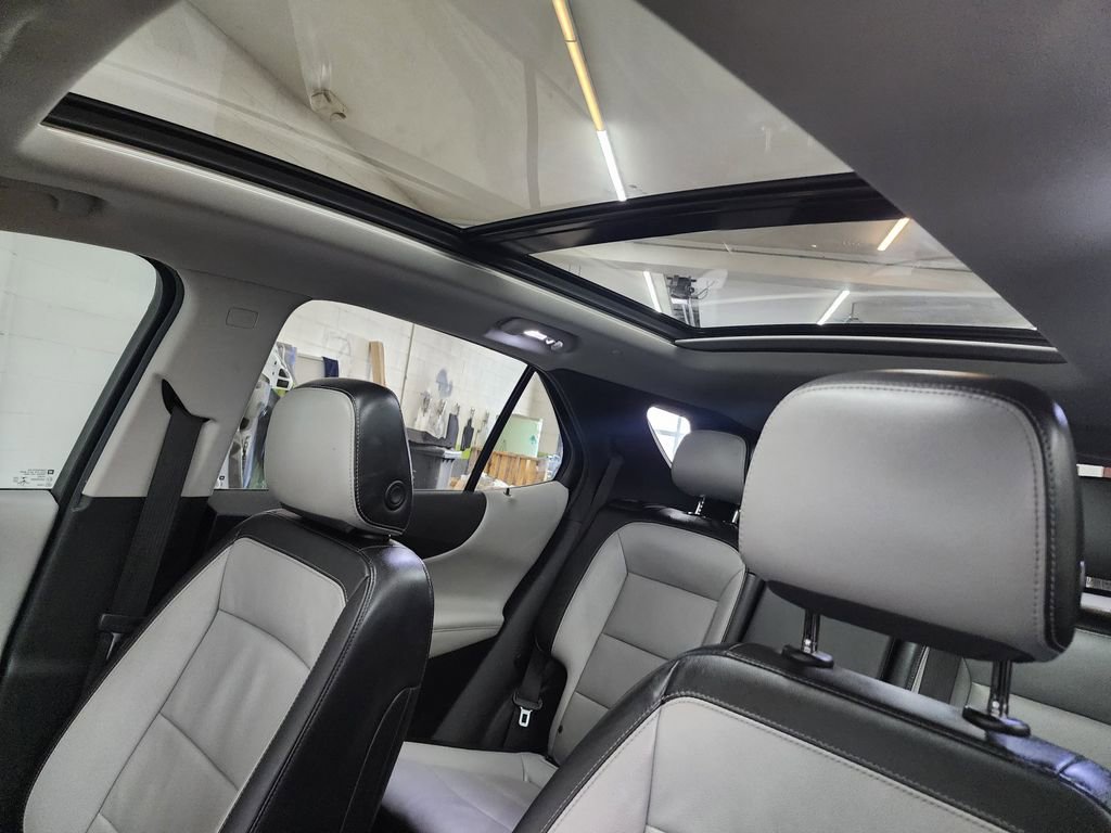 Used 2019 Chevrolet Equinox Premier image 24