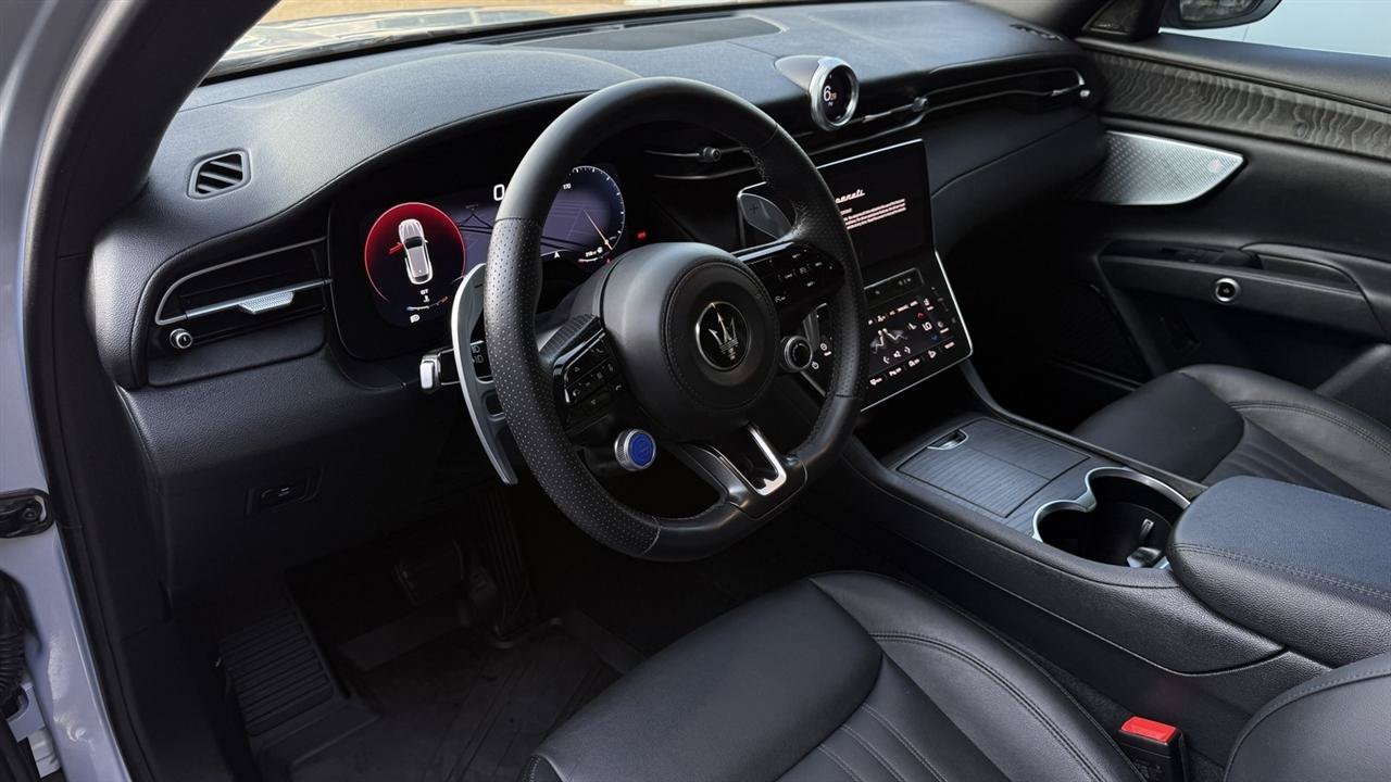 Used 2024 Maserati Grecale GT AWD/4WD image 27