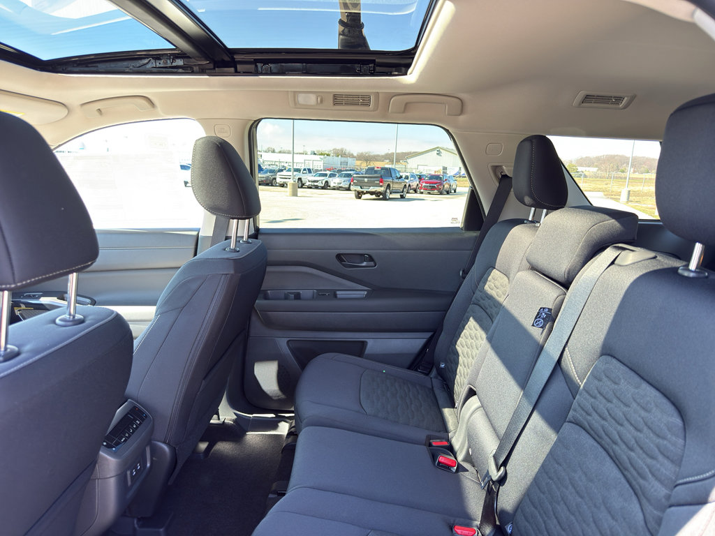 New 2026 Nissan Pathfinder SV AWD/4WD image 33