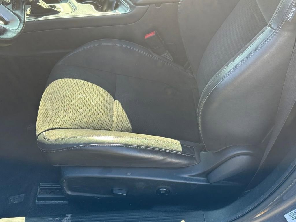 Used 2017 Dodge Challenger GT w/ Driver Convenience Group image 9