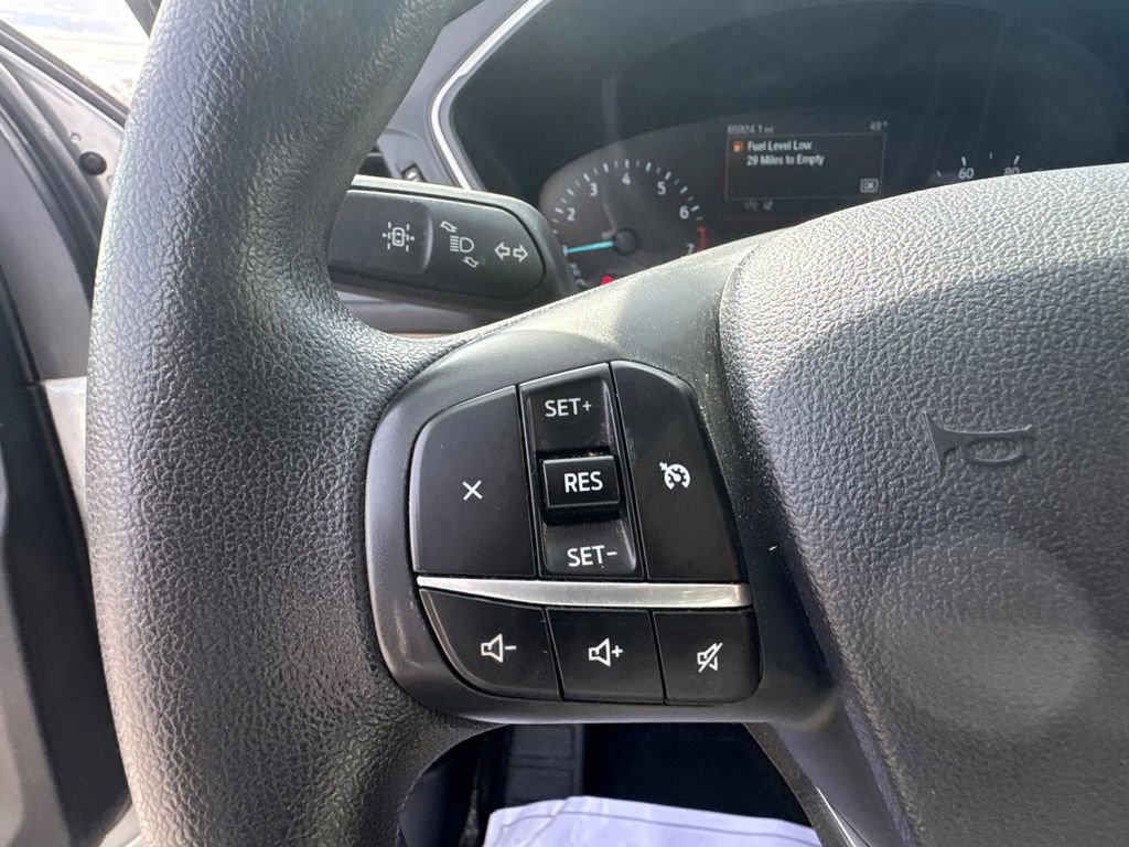 Used 2021 Ford Escape SE image 20