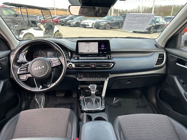 Used 2023 Kia Seltos S w/ Navigation Package image 10