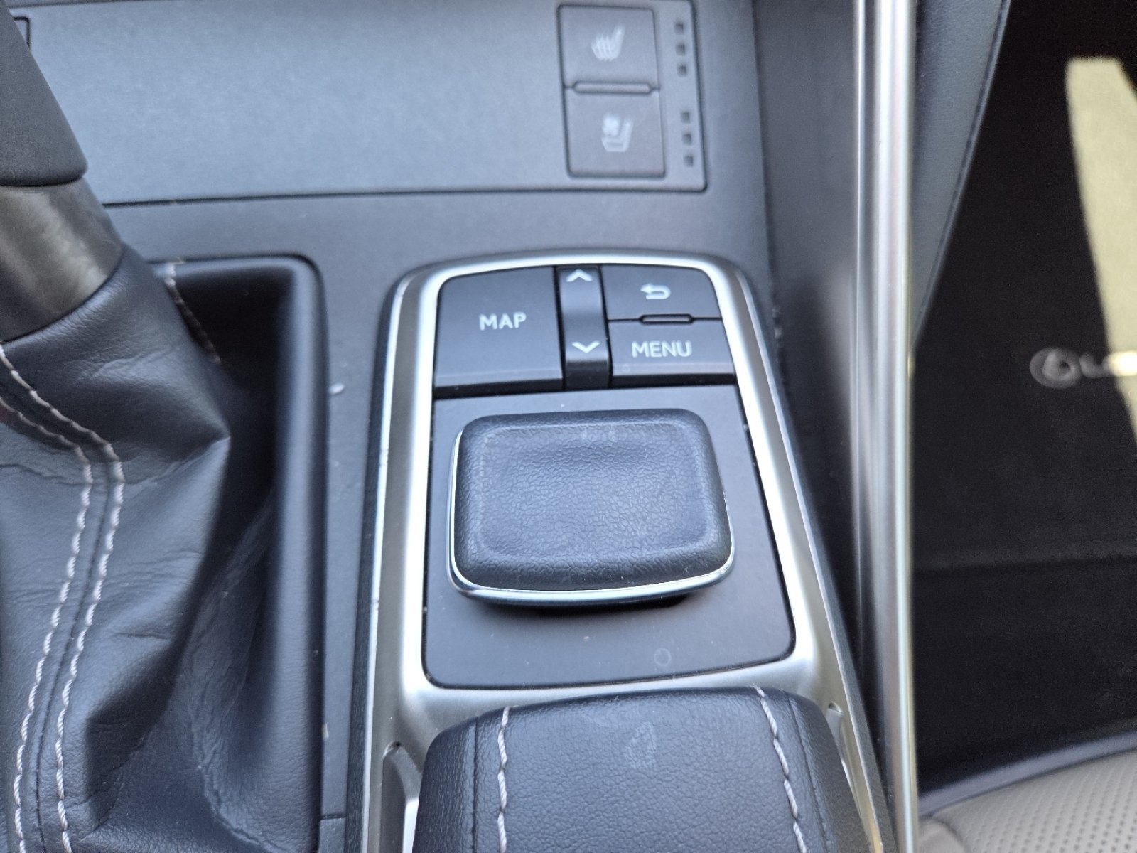 Used 2020 Lexus IS 300 w/ Navigation Package RWD image 34