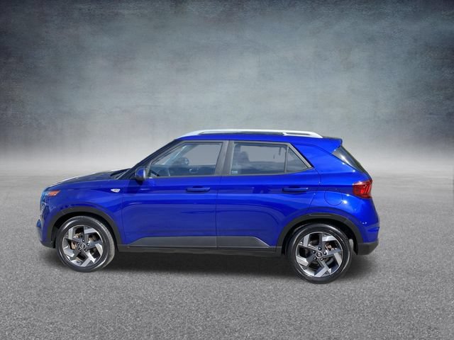 Used 2023 Hyundai Venue SEL w/ Cargo Package FWD image 5
