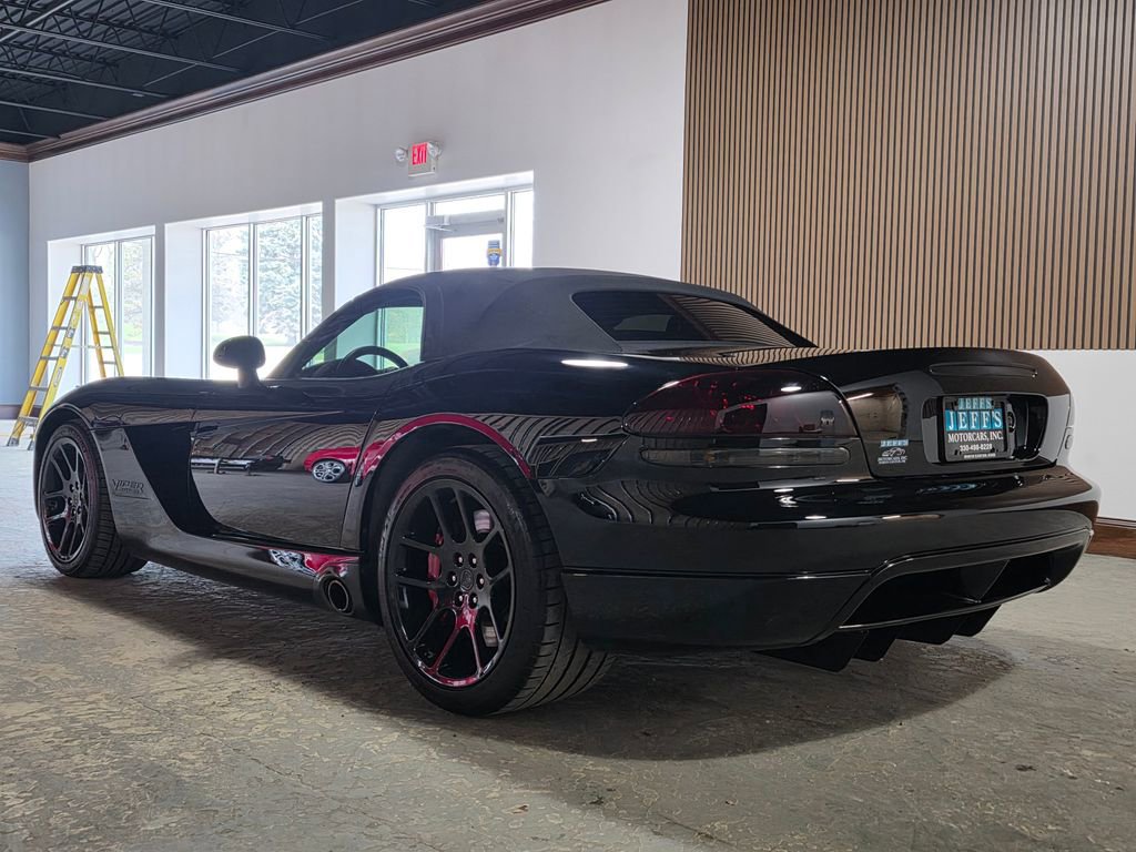 Used 2004 Dodge Viper SRT-10 RWD image 6