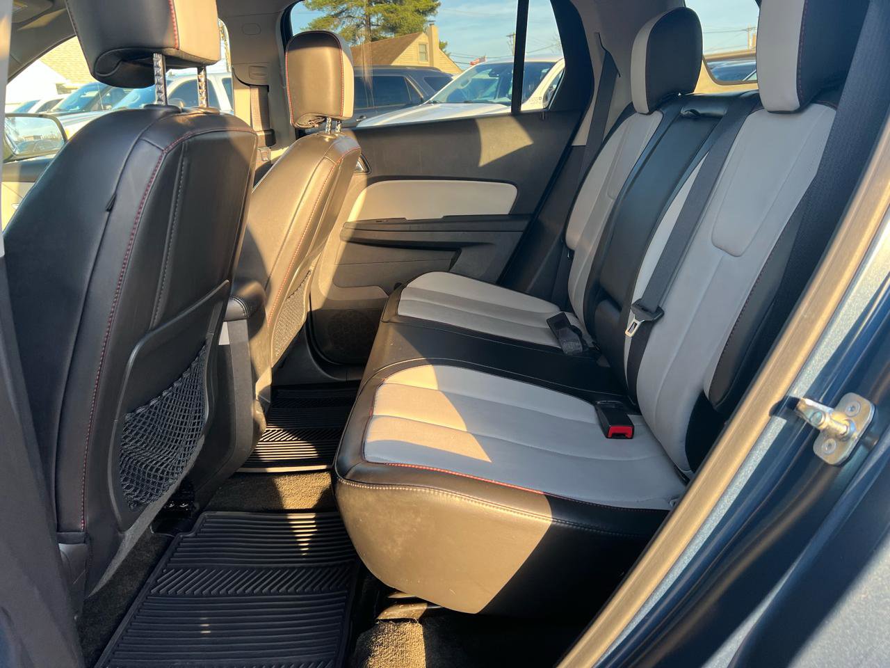 Used 2017 GMC Terrain SLT image 19