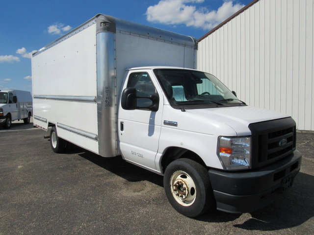 Used 2022 Ford E-350 and Econoline 350 Super Duty RWD image 9