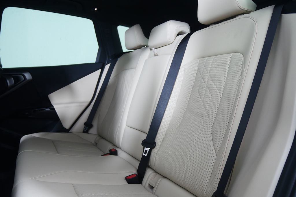 Used 2026 BMW X3 xDrive30 w/ Convenience Package image 16