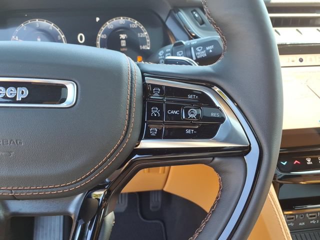 New 2026 Jeep Grand Cherokee Summit w/ Obsidian Package AWD/4WD image 22