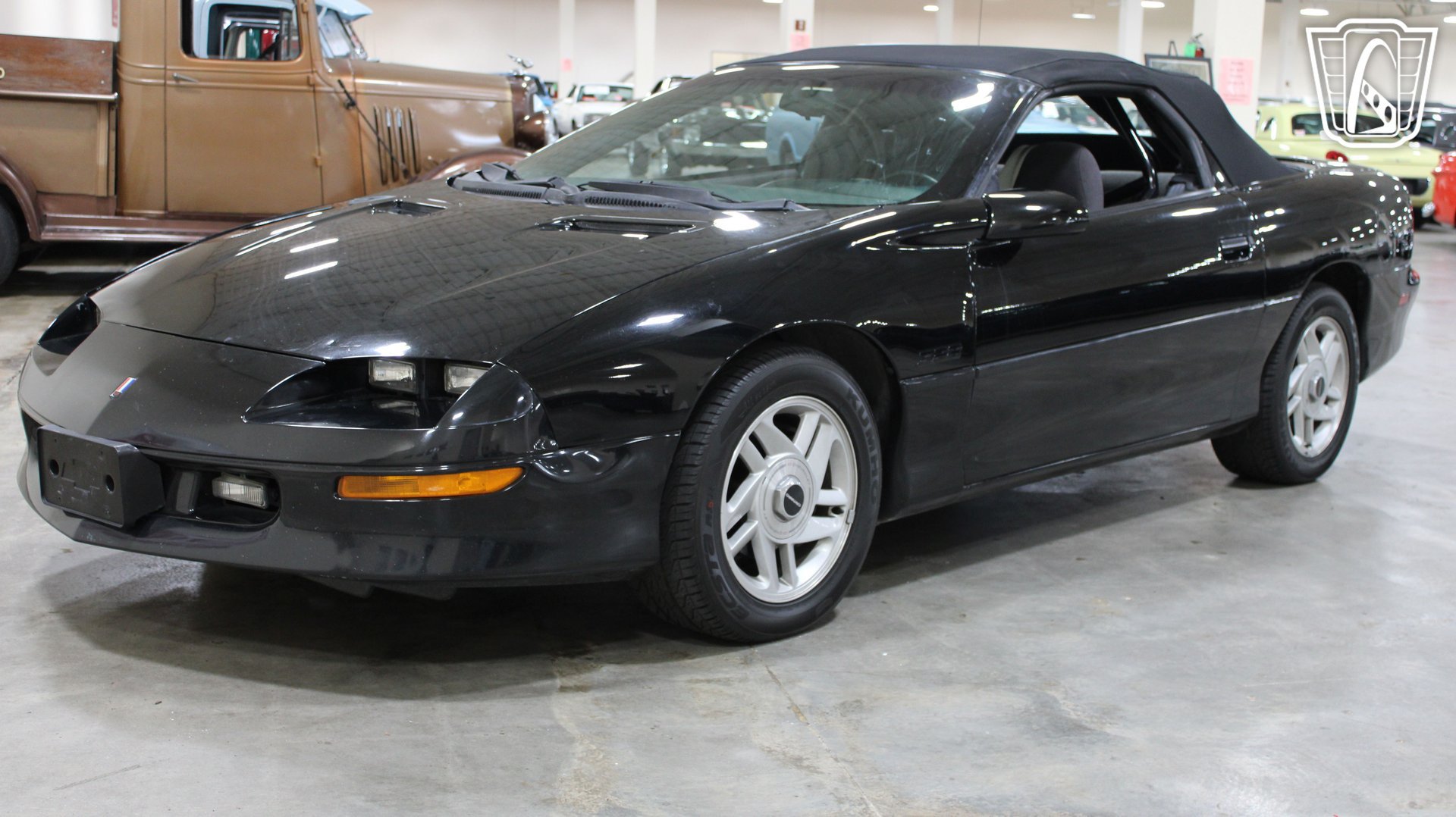 Used 1995 Chevrolet Camaro Z28 RWD image 21