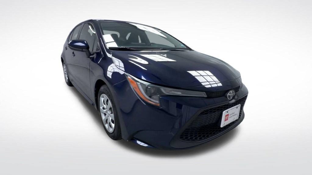 Certified 2022 Toyota Corolla LE w/ Carpet Mat Package (TMS) FWD image 17