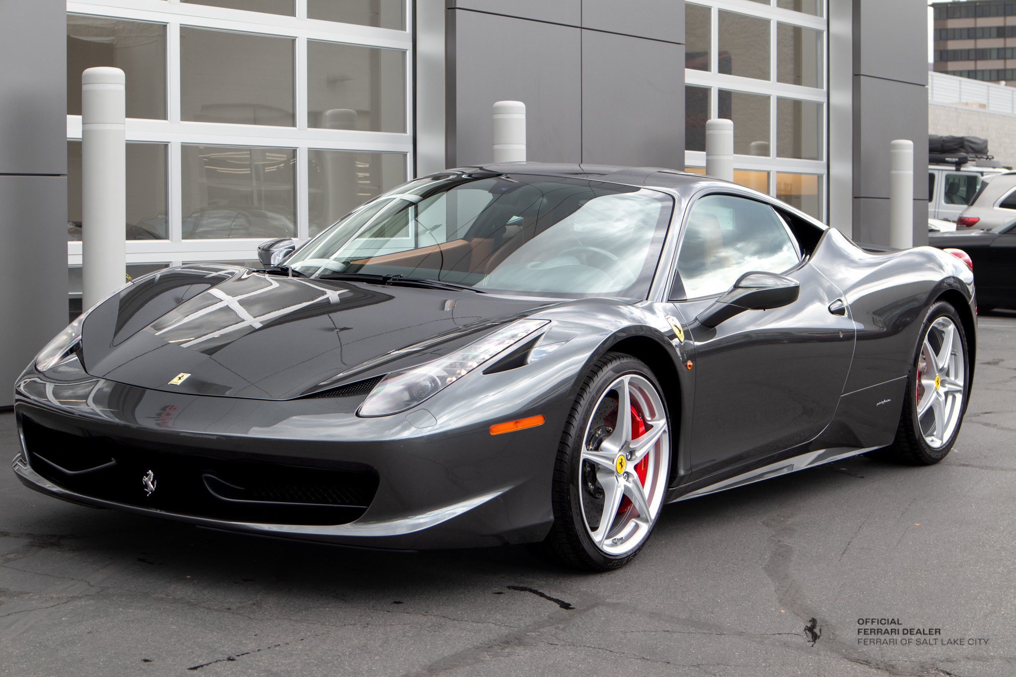 Used 2010 Ferrari 458 Italia Coupe RWD image 1
