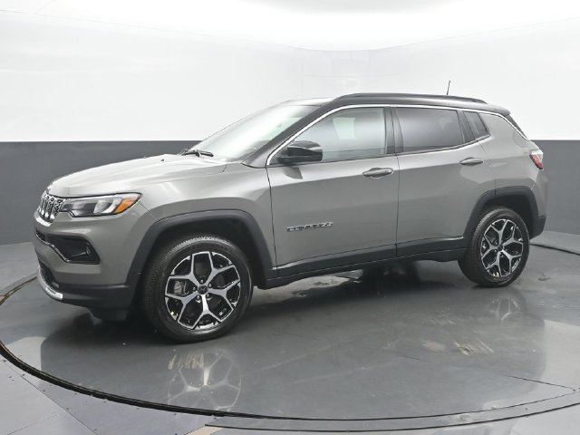 New 2026 Jeep Compass Limited w/ Sun, Sound & Navigation Group AWD/4WD image 2
