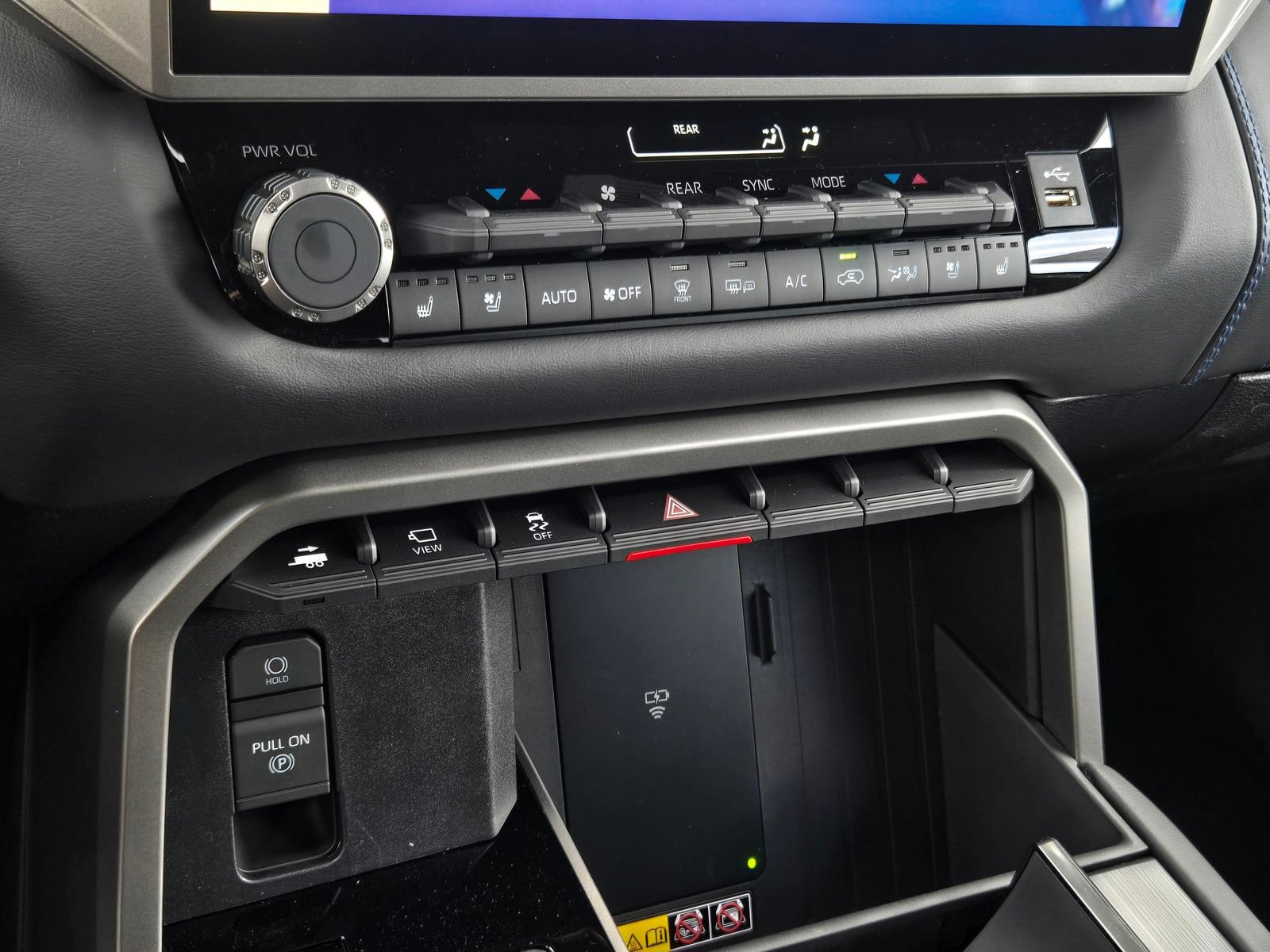Certified 2026 Toyota Sequoia Platinum AWD/4WD image 21