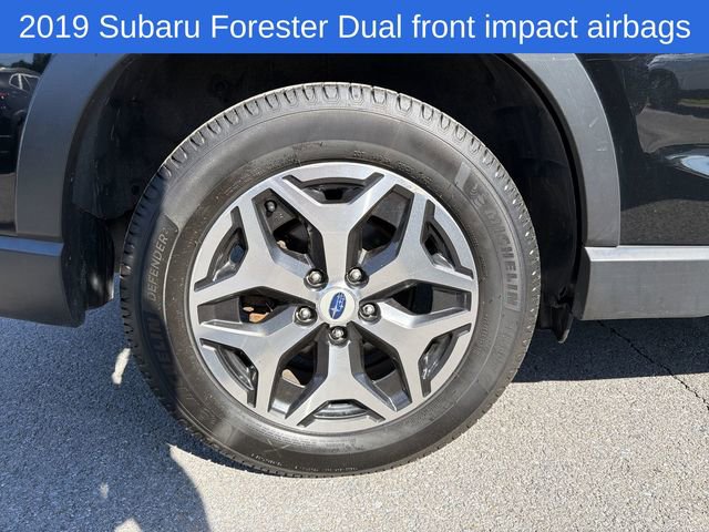 Used 2019 Subaru Forester Premium AWD/4WD image 18