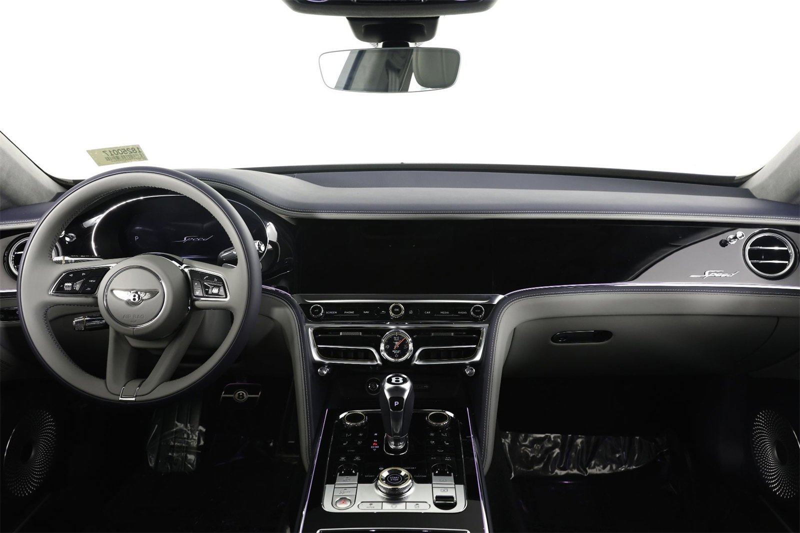 New 2025 Bentley Flying Spur Plug-In Hybrid image 4