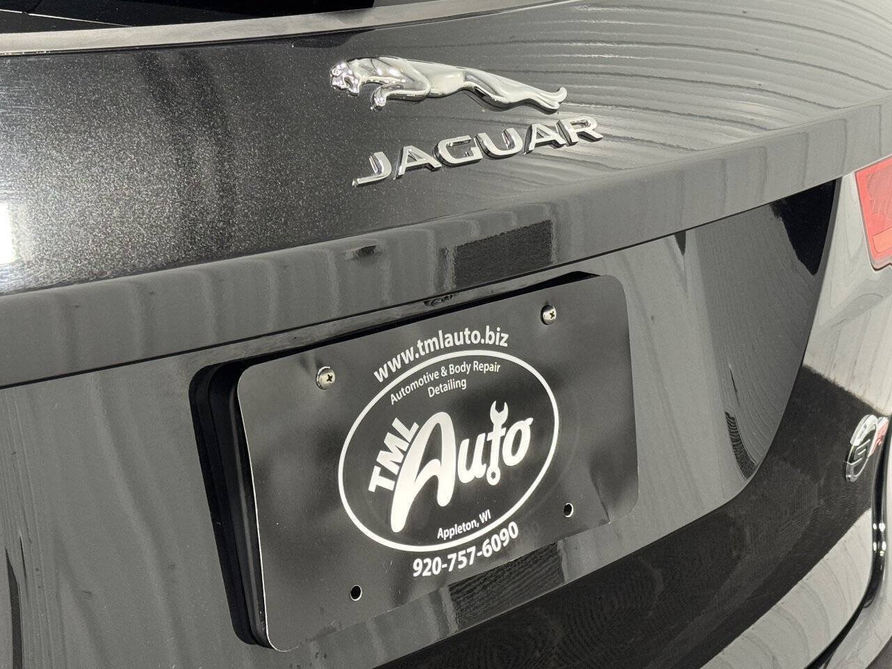 Used 2020 Jaguar F-PACE SVR AWD/4WD image 5