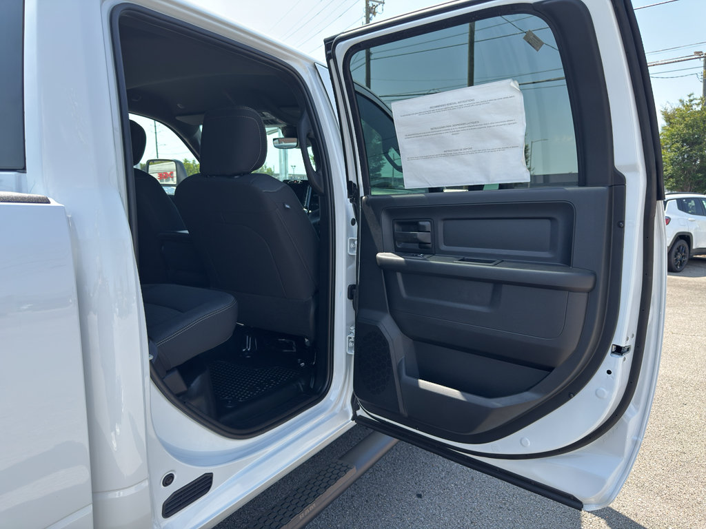 New 2027 RAM 3500 Tradesman AWD/4WD image 14