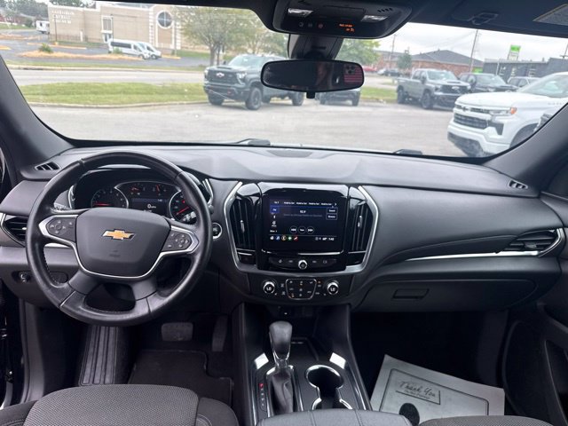 Used 2022 Chevrolet Traverse LT FWD image 30