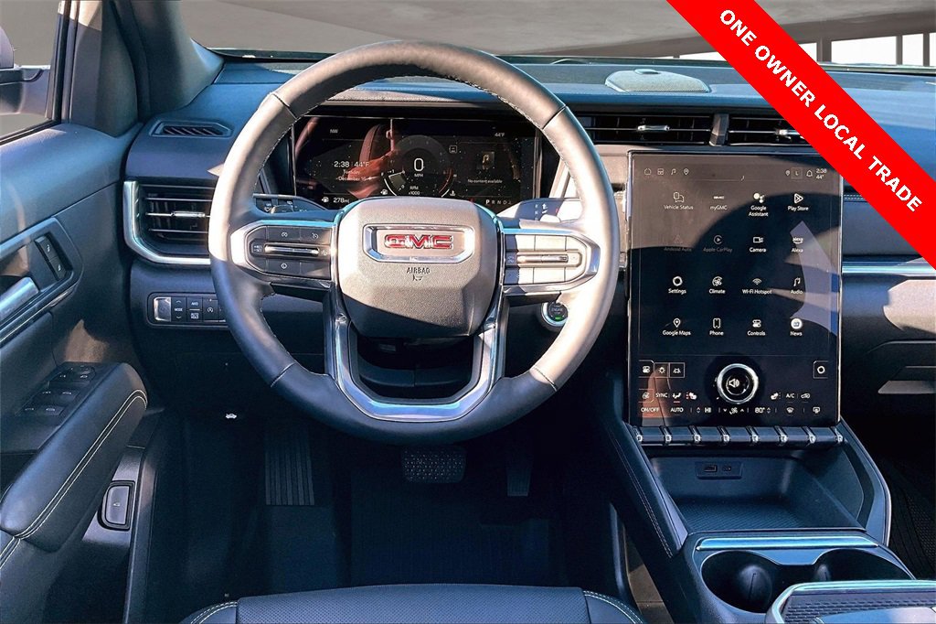 Used 2025 GMC Terrain Elevation w/ Elevation Premium Package image 5