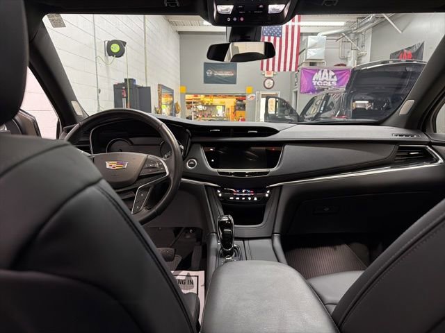 Certified 2023 Cadillac XT5 Premium Luxury AWD/4WD image 20