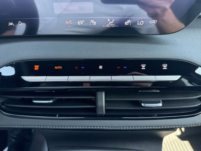 New 2026 Buick Enclave Preferred w/ Power Package image 39