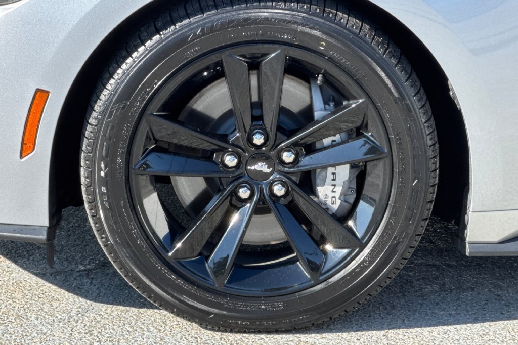 Used 2024 Ford Mustang GT RWD image 24