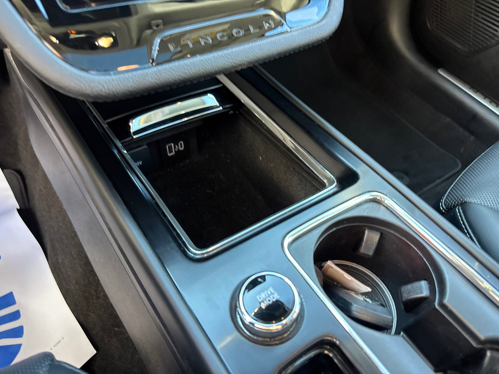 Certified 2022 Lincoln Corsair Reserve w/ Elements Package image 23