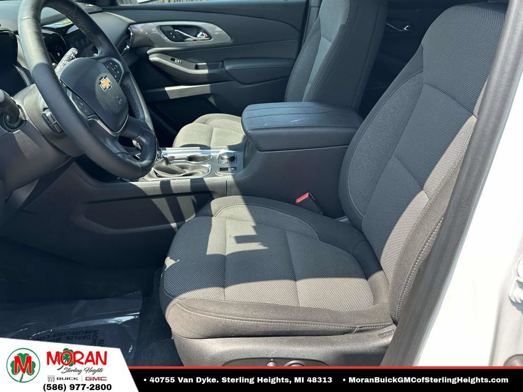 Certified 2023 Chevrolet Traverse LT FWD image 16
