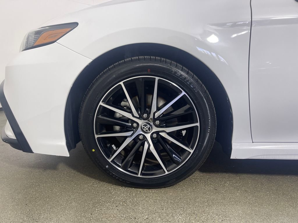 Certified 2023 Toyota Camry SE image 11