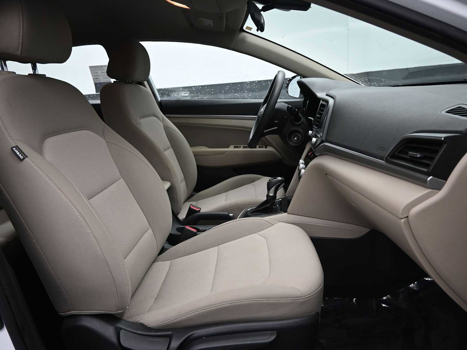 Used 2020 Hyundai Elantra SEL image 11