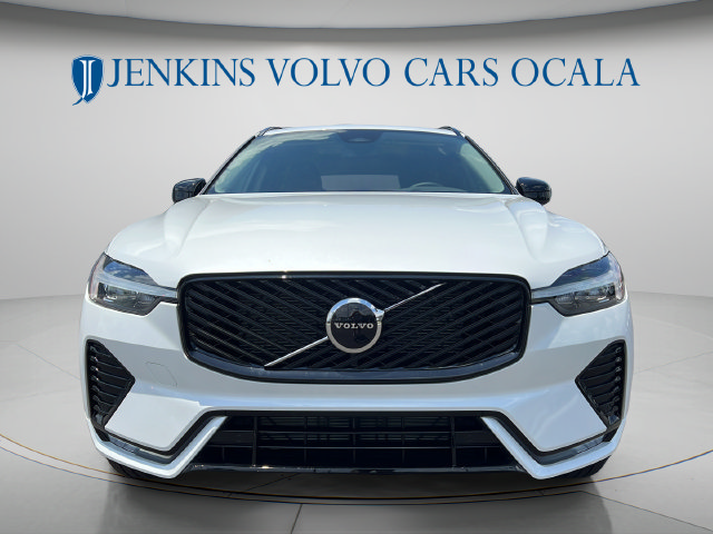 New 2026 Volvo XC60 B5 Core AWD/4WD image 8