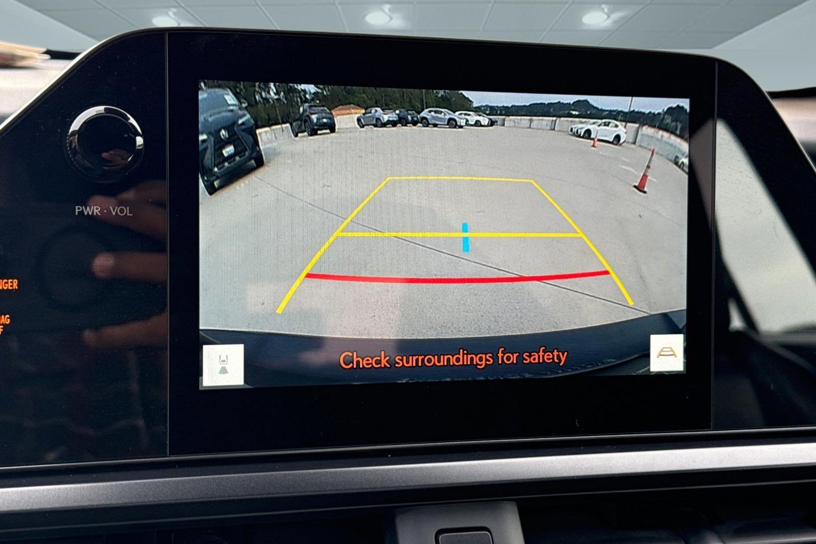 Certified 2025 Lexus UX 300h FWD image 24