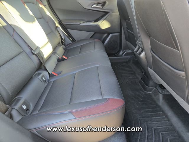 Used 2025 Chevrolet Equinox RS w/ Safety and Technology Package FWD image 16