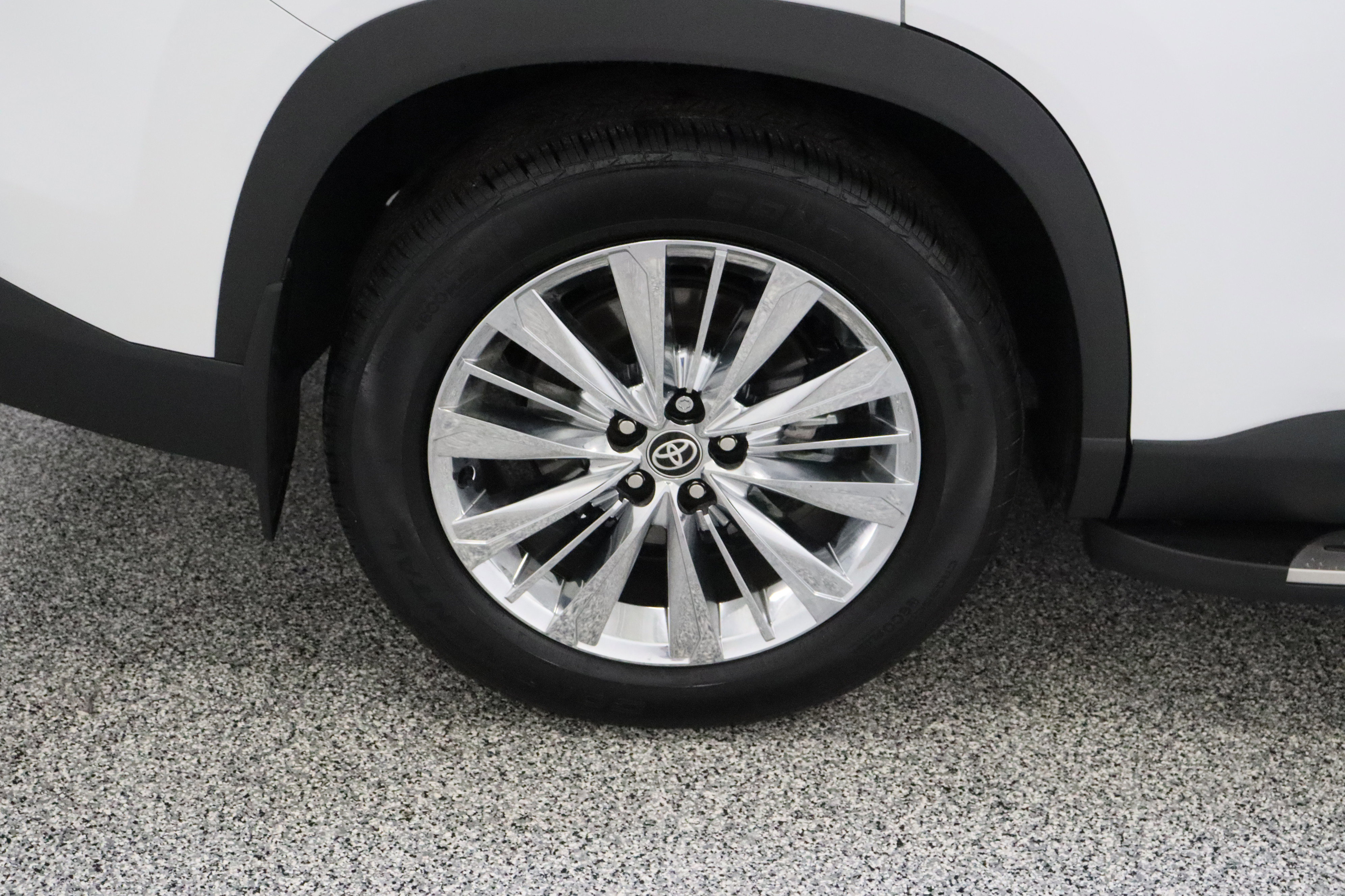 Certified 2026 Toyota Grand Highlander Platinum image 6