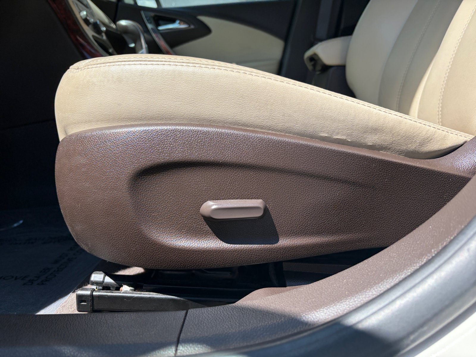 Used 2014 Buick Verano Premium FWD image 14