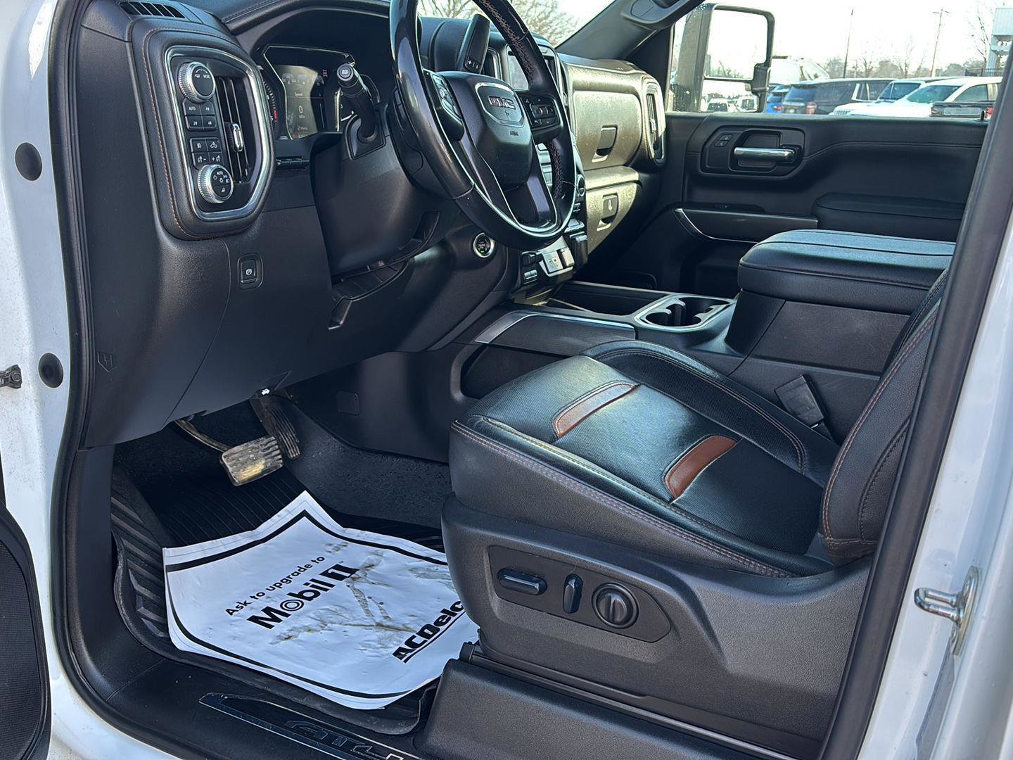 Used 2023 GMC Sierra 2500 AT4 w/ AT4 Premium Plus Package image 16