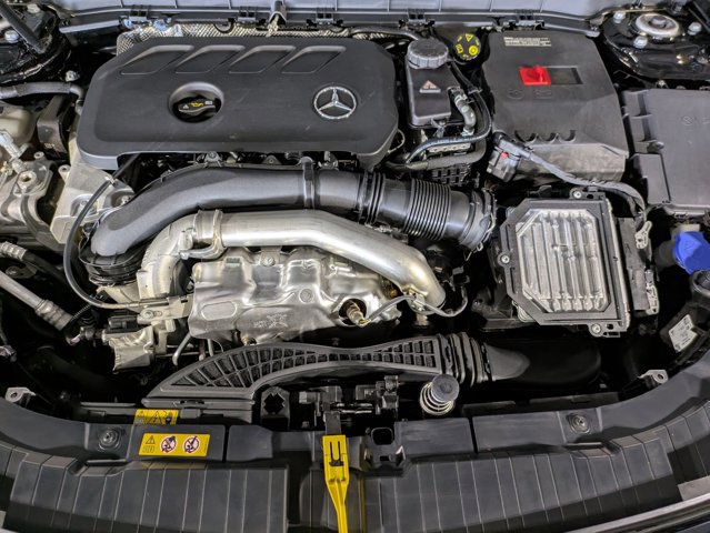 Certified 2025 Mercedes-Benz GLB 250 GLB 250 image 25