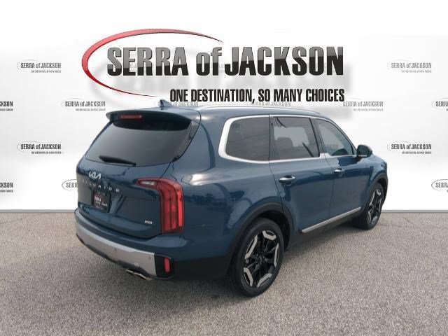 Certified 2023 Kia Telluride S AWD/4WD image 8